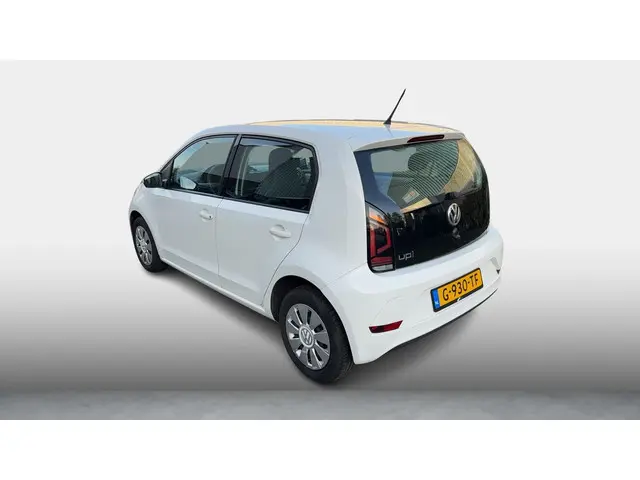 Volkswagen up! 1.0 BMT move up! 2019 Benzine 2