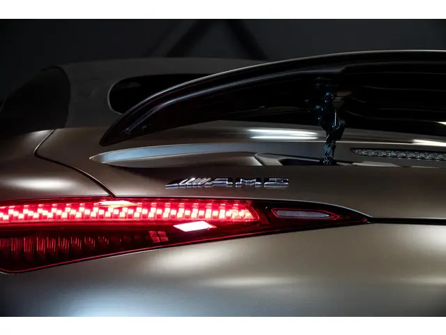 Mercedes-Benz SL Roadster AMG 63 4MATIC+ 2022 Benzine 40