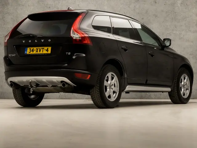 Volvo XC60 2.0 T5 Luxury Sport 2012 Benzine 5