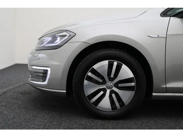 Volkswagen e-Golf E-DITION 2020 Elektrisch 23