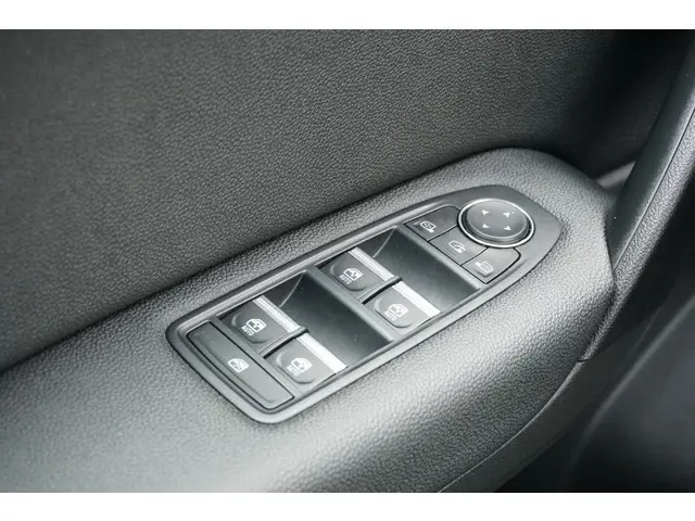 Mitsubishi ASX 1.8 HEV AT Instyle 2025 Hybride Benzine 18