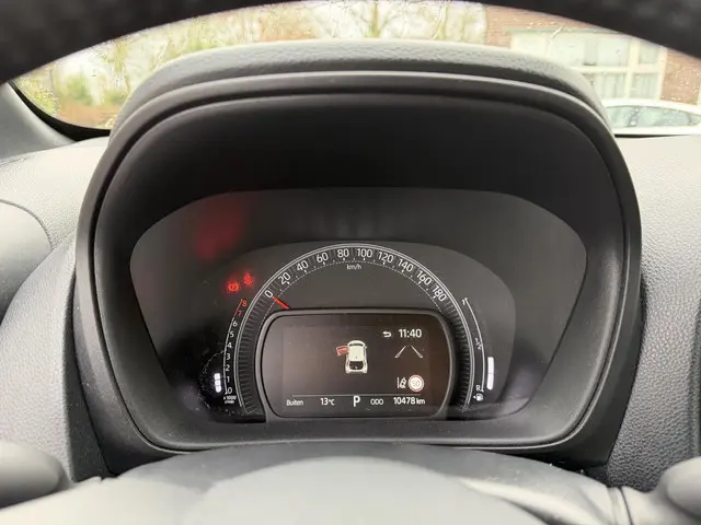 Toyota Aygo X 1.0 VVT-i S-CVT Pulse 2024 Benzine 16