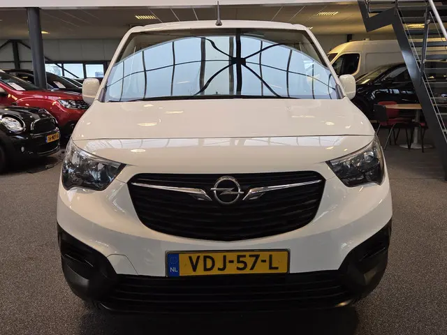 Opel Combo 1.5D L2H1 Edition 2019 Diesel 8