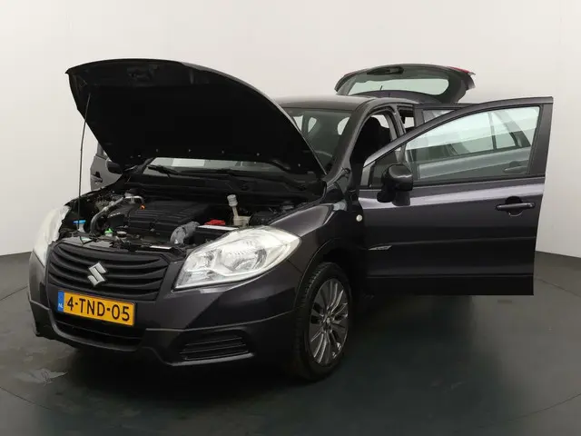 Suzuki S-Cross 1.6 Urban 2014 Benzine 19