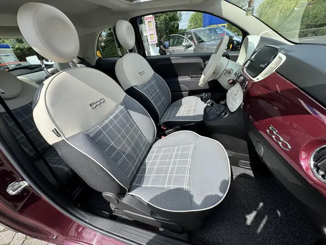 Fiat 500 1.2 Lounge 2018 Benzine 18