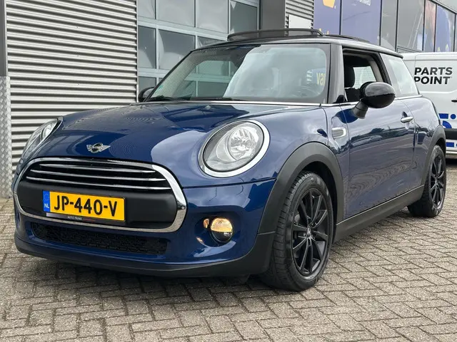 MINI Cooper Mini 1.5 Pepper | Pano | Airco | NAP 2016 Benzine 4