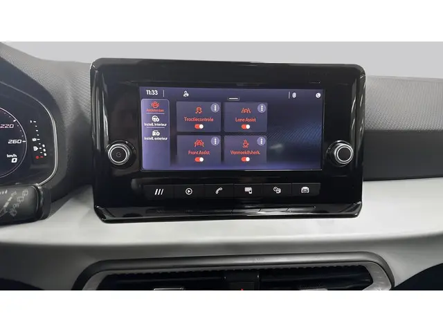 SEAT Arona 1.0 TSI Style Business Connect 2023 Benzine 24