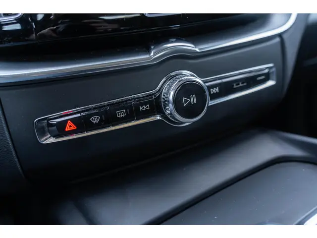 Volvo XC60 T5 Momentum 2018 Benzine 23