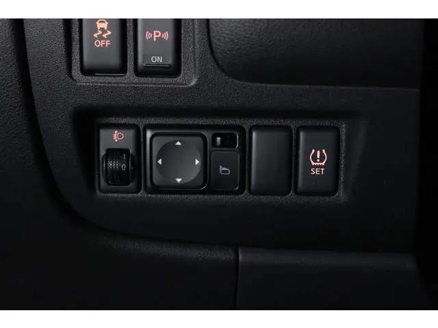 Nissan Micra 1.2 Connect Edition N-TEC 2016 Benzine 18