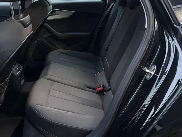 Audi A4 Avant 35 TFSI Advanced Edition 2023 Benzine 13