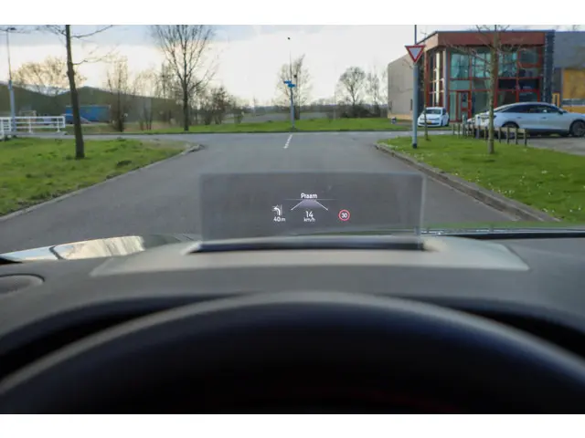 Ford Kuga 2.5 PHEV ST-Line X 2021 Hybride Benzine 25