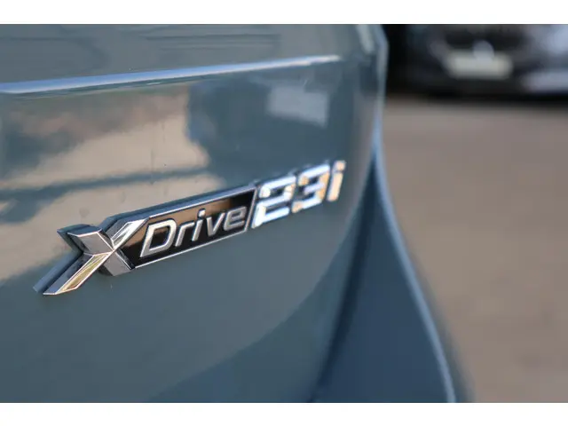 BMW X1 xDrive23i 2025 Benzine 10