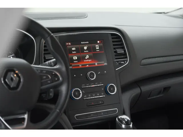 Renault Mégane Estate TCe 110 Limited 2020 Benzine 56