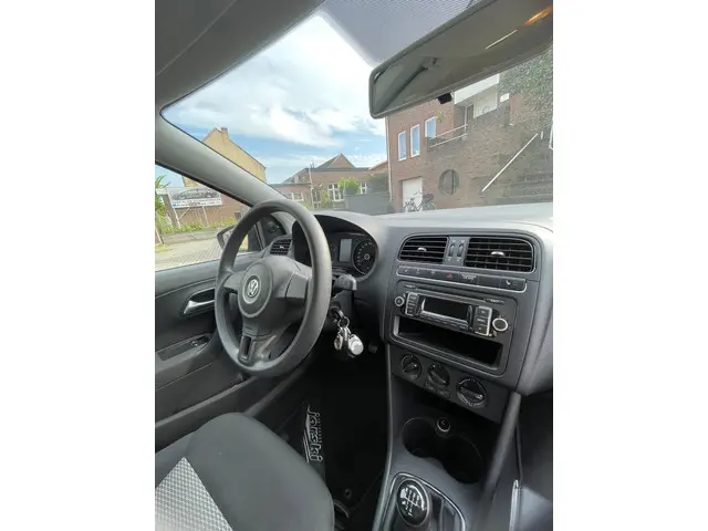 Volkswagen Polo 1.2 Easyline 2013 Benzine 9