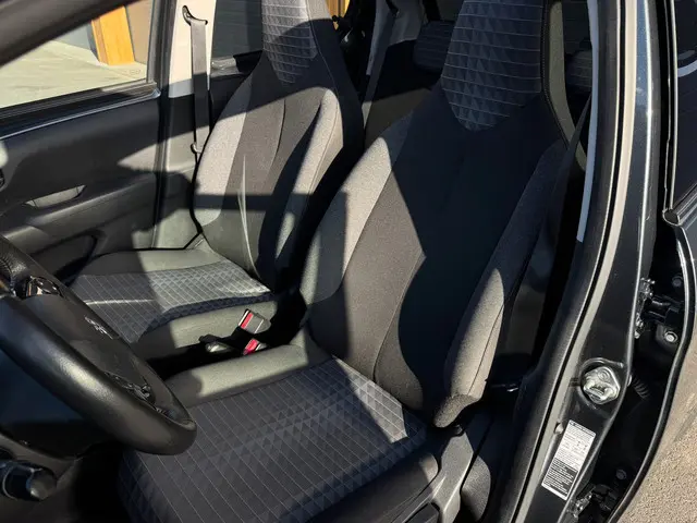 Peugeot 108 1.0 e-VTi Allure TOP! 2021 Benzine 12
