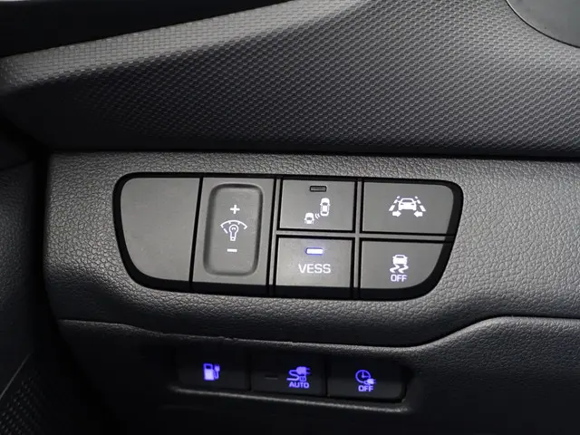Hyundai IONIQ Premium+ EV Aut- 2019 Elektrisch 19