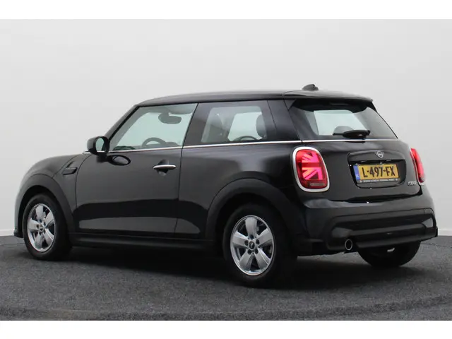 MINI Cooper Mini 1.5 Essential Automaat 2021 Benzine 3