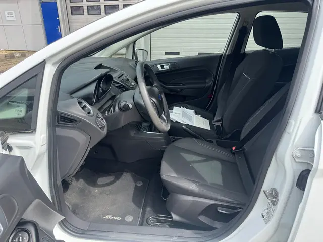 Ford Fiesta 1.0 Style Airco, Nieuwe APK 2013 Benzine 18