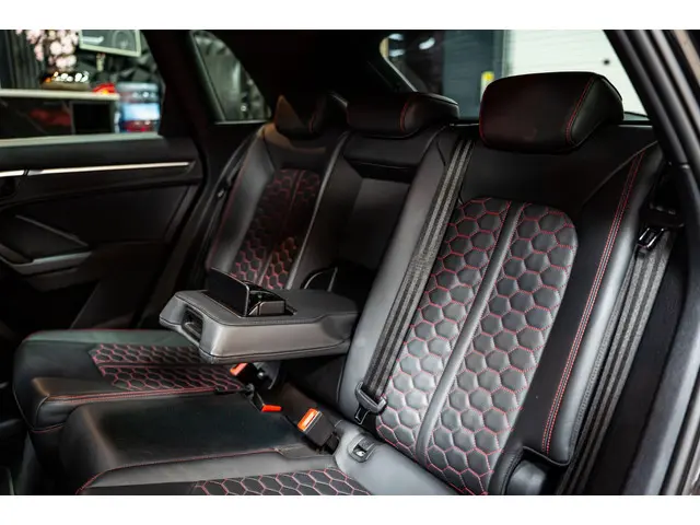 Audi Q3 RS PANO|AUT7|LEDER|RSDYNAMIC 2021 Benzine 13