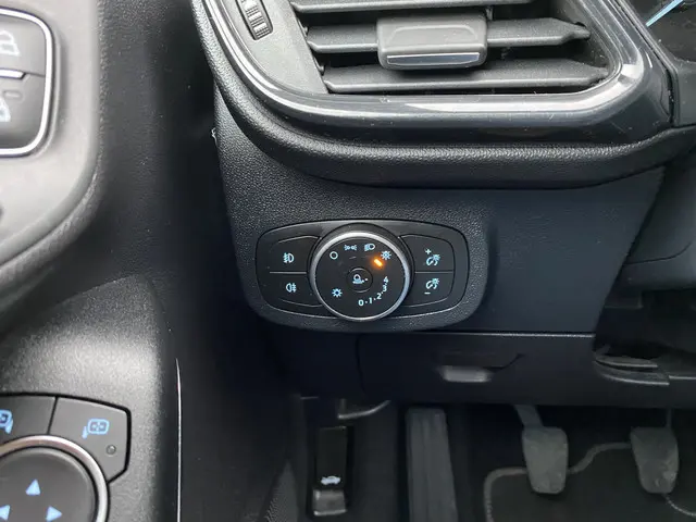 Ford Fiesta 1.0 EcoBoost Active X 2020 Benzine 21