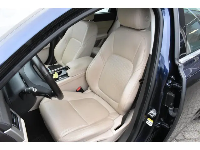 Jaguar XF 2.0 Portfolio 2016 Benzine 14