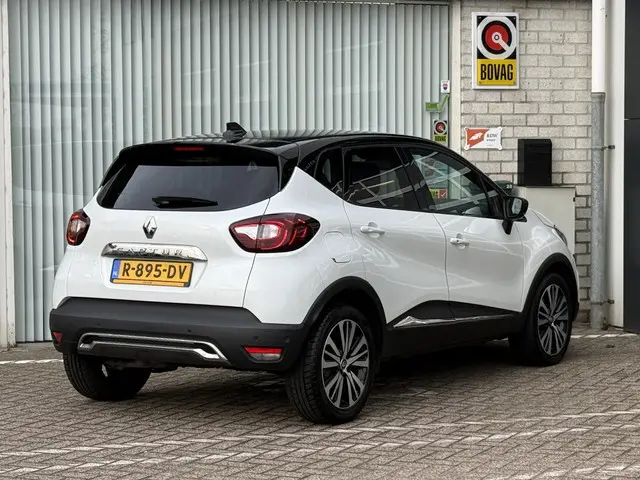Renault Captur 1.3 TCe Initiale Paris 2019 Benzine 31