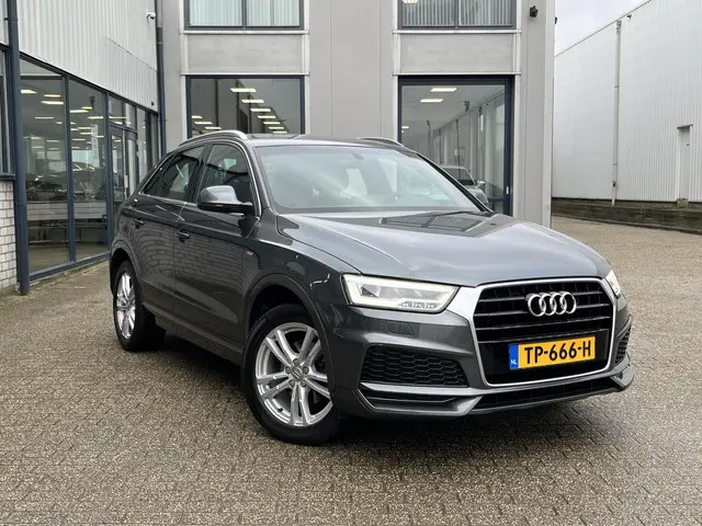 Audi Q3 1.4 TFSI CoD Sport Advance Sport 2018 Benzine 11