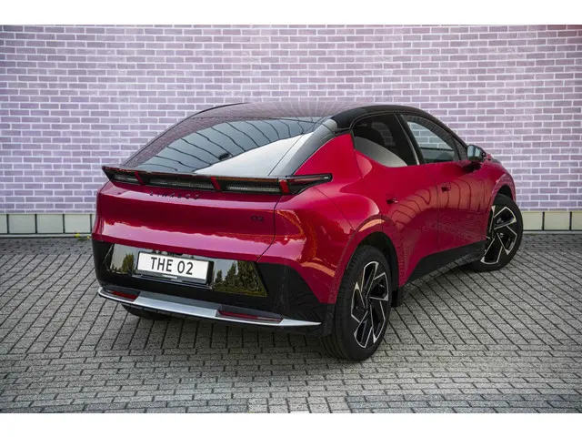 Lynk & Co 02 More 66 kWh 2025 Elektrisch 9