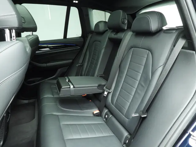 BMW iX3 High Executive 80 kWh 2021 Elektrisch 8