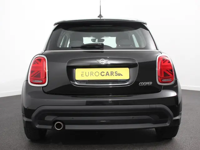 MINI Cooper Mini 1.5 Essential Trim 2022 Benzine 23