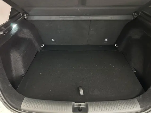 MG ZS Hybrid+ 1.5 Hybrid+ Luxury 2025 Hybride Benzine 9