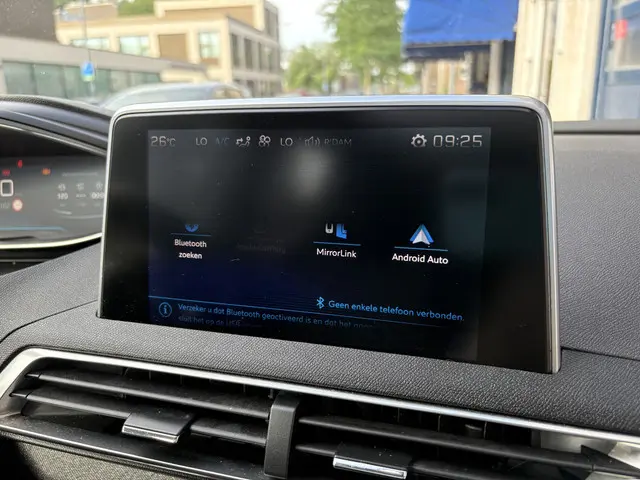 Peugeot 3008 1.2 PureTech Allure 2017 Benzine 13