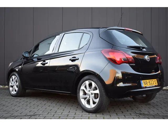 Opel Corsa 1.4 Online Edition 2017 Benzine 22