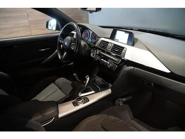 BMW 4 Serie Gran Coupé 418i Executive 2017 Benzine 21