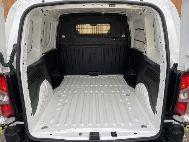 Citroën Berlingo 1.5 BlueHDI Control 2021 Diesel 21