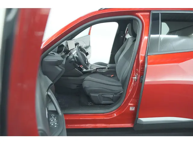 Peugeot 2008 1.2 Hybrid 145 Allure 2025 Hybride Benzine 29