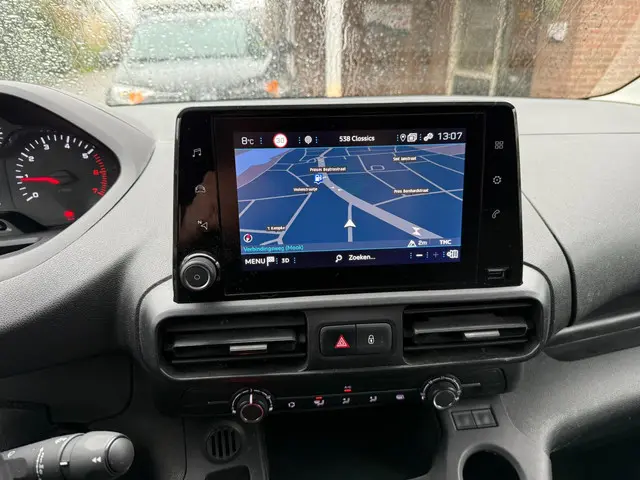 Peugeot Partner 1.2 PureTech Premium 2021 Benzine 8