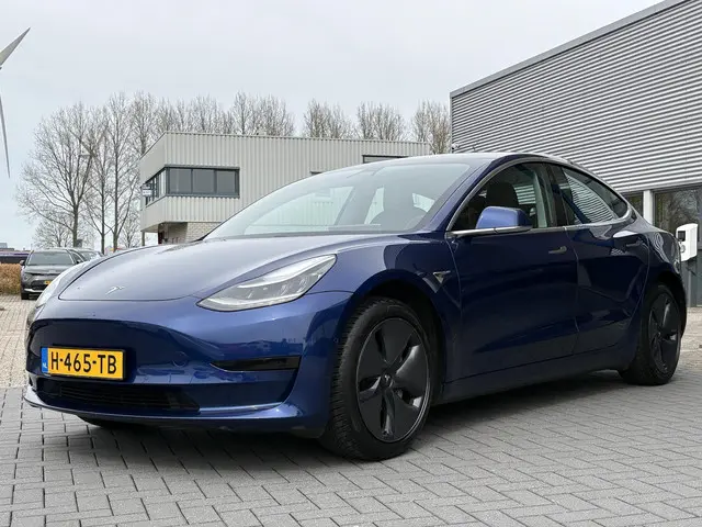 Tesla Model 3 Standard RWD Plus 60 kWh 2020 Elektrisch 3