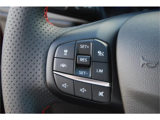 Ford Kuga 2.5 PHEV 225PK ST-Line X 2023 Hybride Benzine 19