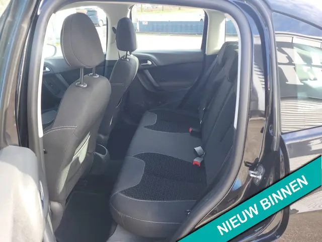 Citroën C3 1.0 VTi Attraction 2013 Benzine 12