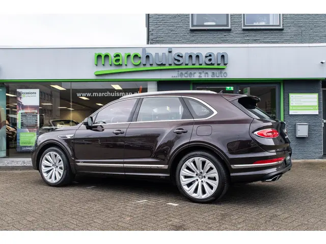 Bentley Bentayga 3.0 V6 Hybrid 2022 Hybride Benzine 7