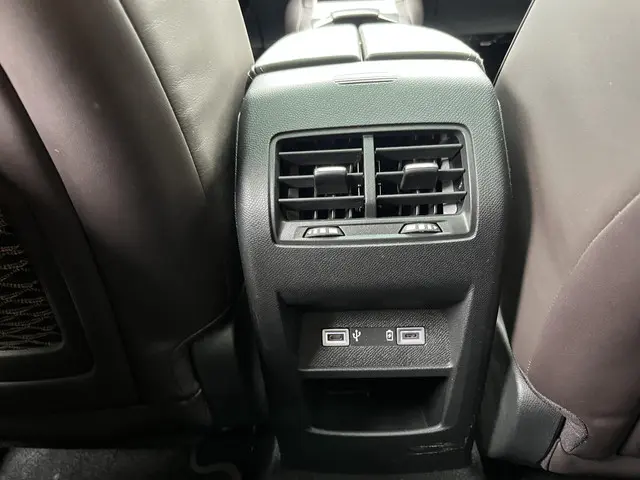 DS DS 4 E-Tense La Première 2022 Hybride Benzine 40
