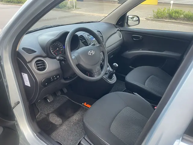 Hyundai i10 1.0 i-Drive Cool, Airco, 2014 Benzine 9