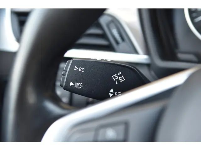 BMW X1 xDrive20i Executive 2017 Benzine 32