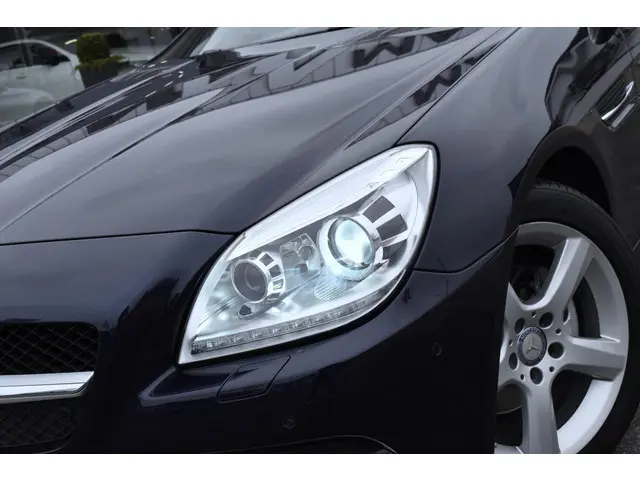 Mercedes-Benz SLK 200 2012 Benzine 4