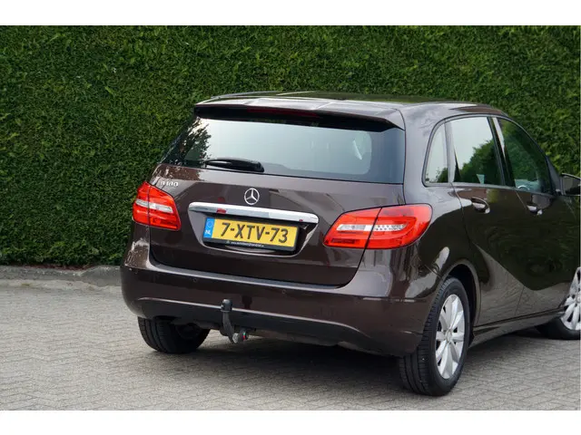 Mercedes-Benz B-Klasse B 180 Ambition 2014 Benzine 31