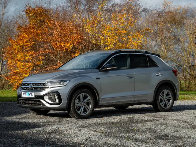 Volkswagen T-Roc 1.5 R-Line 2025 Benzine 9