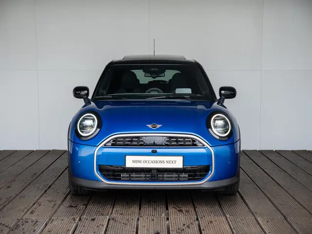 MINI 5-Deurs 3