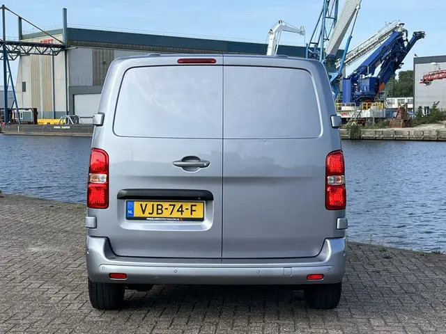 Citroën Jumpy bestel 2.0 BlueHDI 120 M Club 2021 Diesel 10