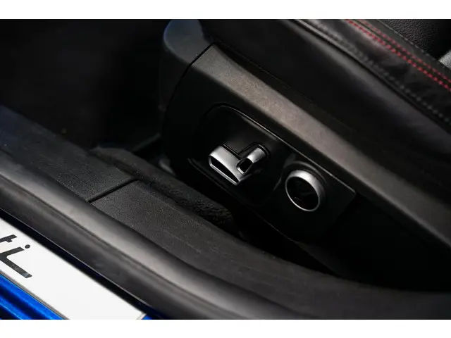 Maserati Ghibli 3.0 V6 S Q4 Ribelle 2021 Benzine 32